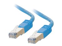 C2G Cat5e Booted Shielded (STP) Network Patch Cable - Koblingskabel - RJ-45 (hann) til RJ-45 (hann) - 5 m - STP - CAT 5e - formstøpt - blå 83774