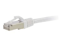 C2G Cat6a Booted Shielded (STP) Network Patch Cable - Koblingskabel - RJ-45 (hann) til RJ-45 (hann) - 5 m - STP - CAT 6a - formstøpt, uten hindringer, flertrådet - hvit 89939